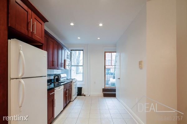 Building Photo - 105 Wyckoff St