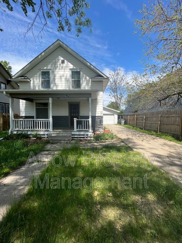 Primary Photo - 1312 Peach St