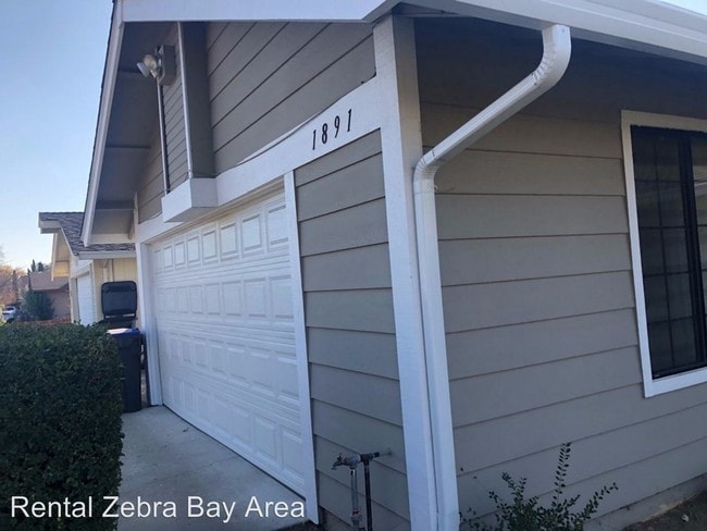 Building Photo - 2 br, 2 bath House - 1891 Santa Monica Street