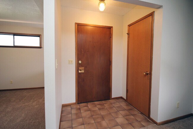 Foto del edificio - 230-230 SE 52nd Ave