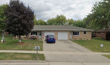 Building Photo - 647 Dunn Ave