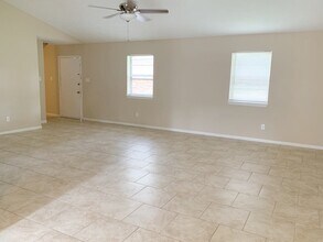 Building Photo - 2334 Marble Falls Dr