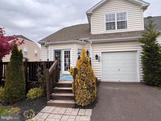 Foto del edificio - 2133 Hidden Meadows Ave