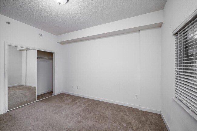 Foto del edificio - 6336 Buford St