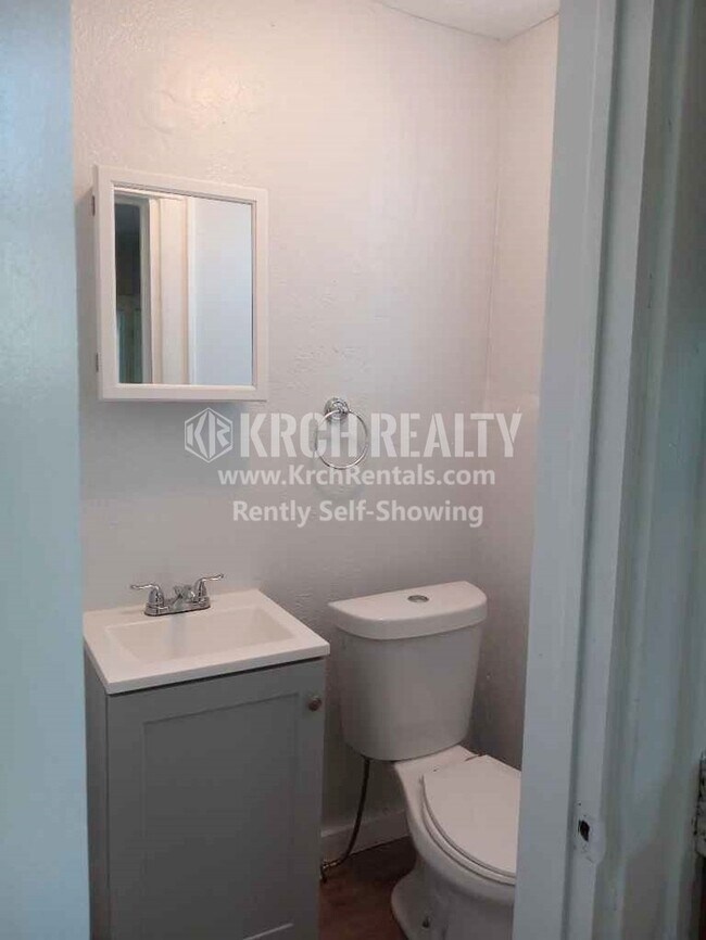 Foto del edificio - Newly Remodeled  3 Bedroom 1.5 Bathroom