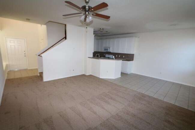 Building Photo - 17215 Oakwood Chase Dr