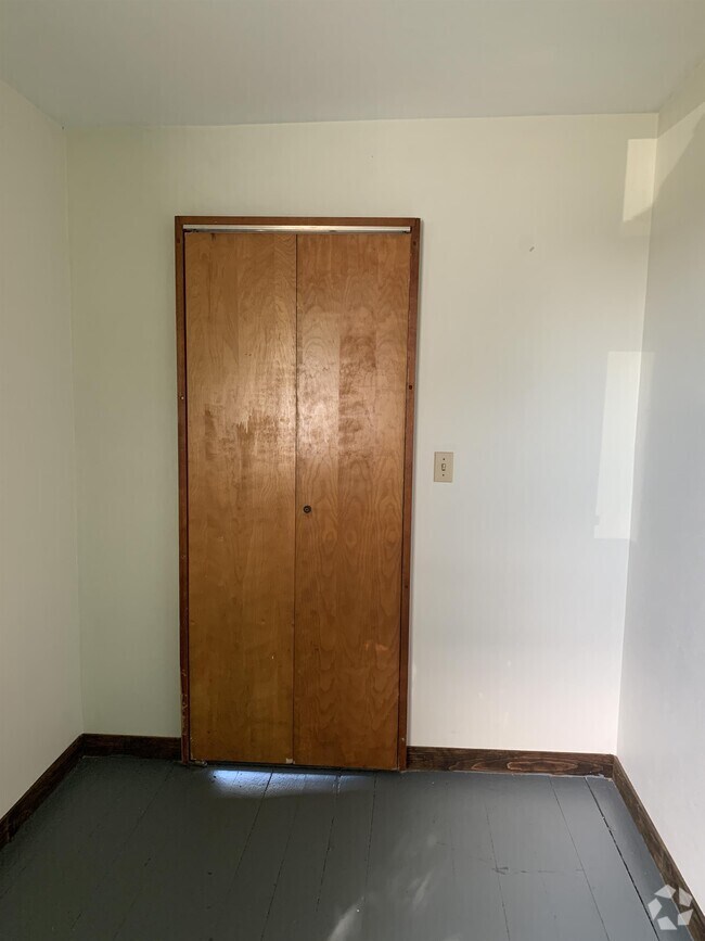 Apartments with MoveIn Specials in Pearl City, IL 1 Rentals
