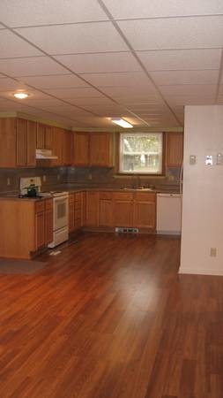 Building Photo - 419 N Davis Ave