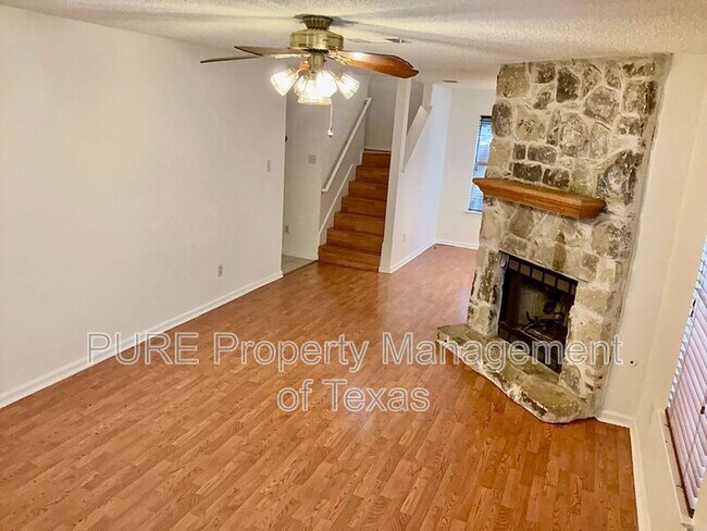 Building Photo - 1421 Garden Path Dr