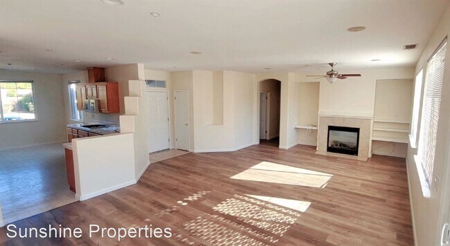 Foto del edificio - 4 br, 2 bath House - 441 Poppyfield Dr.