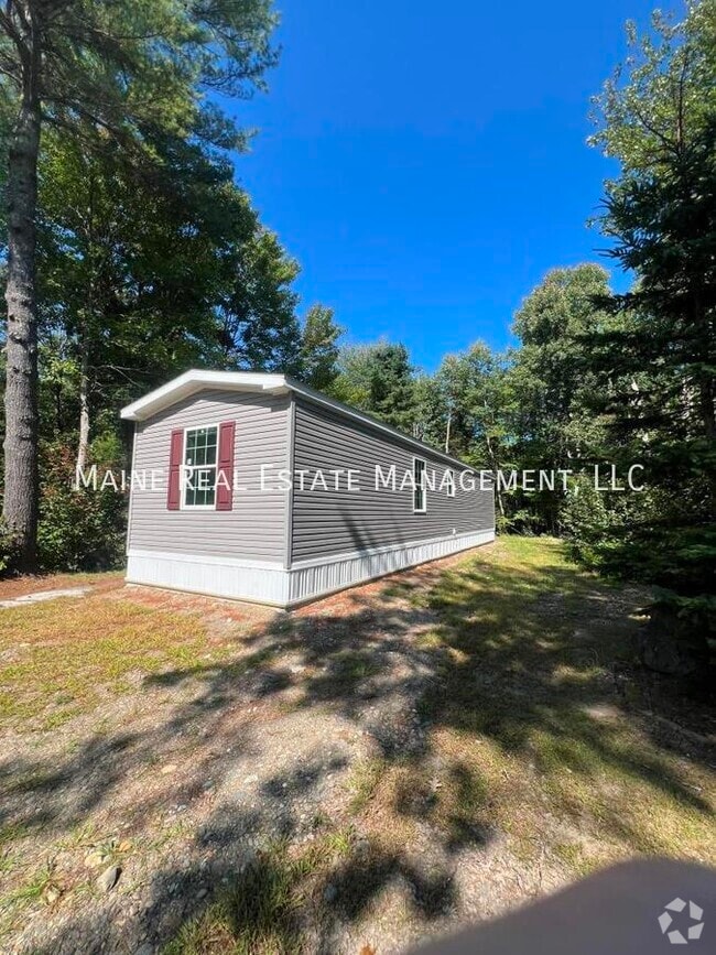 Building Photo - 135 Penny Lane
