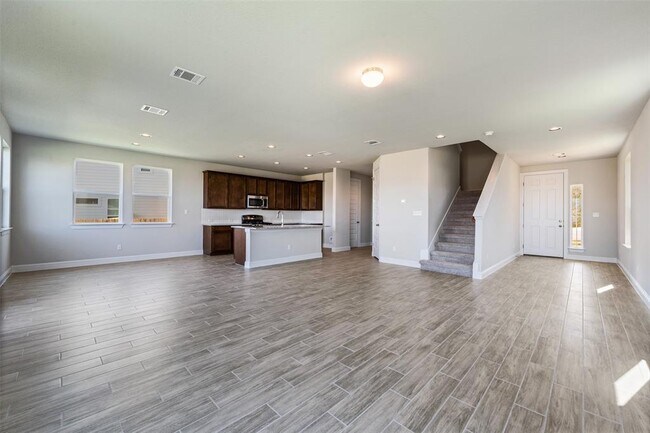 Building Photo - 112 Winding Hollow Cv