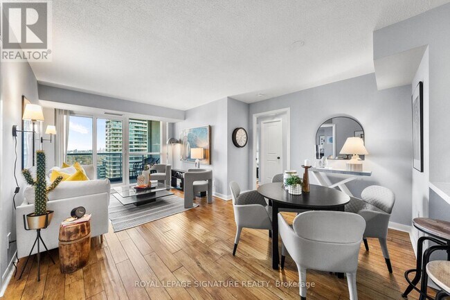 Photo du bâtiment - 2907-4968-4968 Yonge St