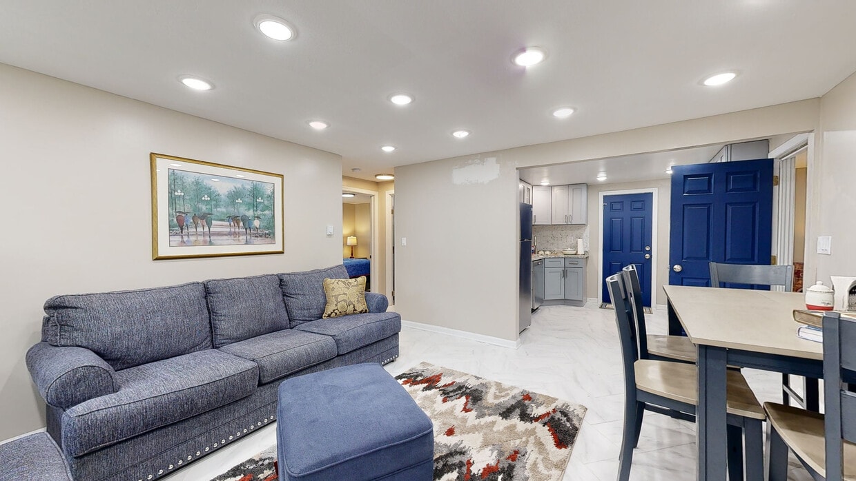 Photo - Woodlawn Apartments