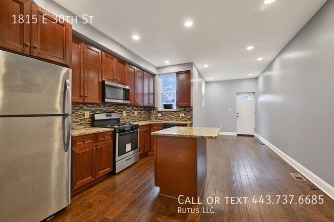 Building Photo - 1815 E 30th St