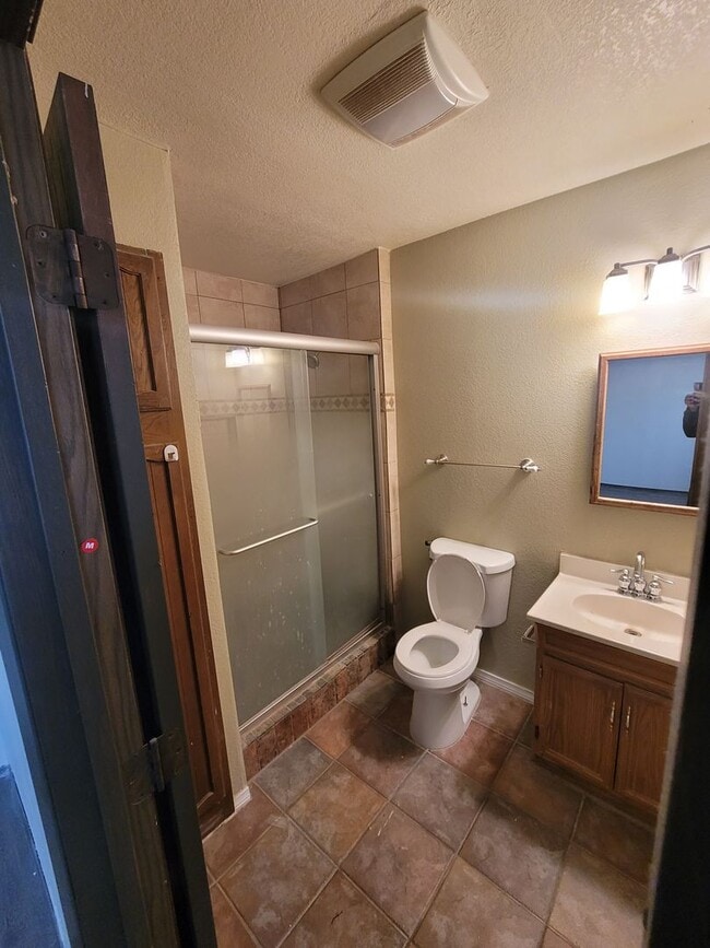 Foto del edificio - 2320 Montclair Cir