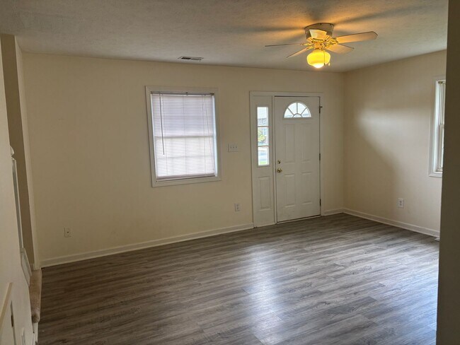Building Photo - 3465 S Oaklawn Cir