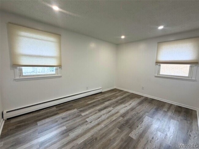 Foto del edificio - 4849 N Bailey Ave