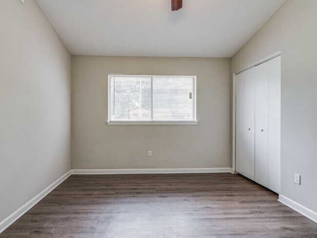 Foto del edificio - -Beautifully renovated 3 bedroom, 2 bathro...