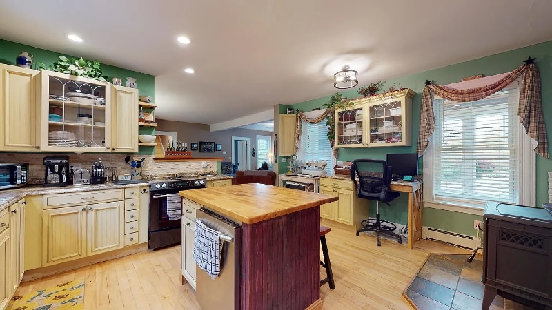 Foto principal - 672 Lisbon St