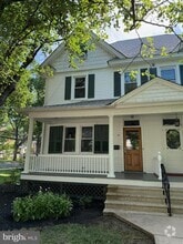 Building Photo - 40 Murray Pl