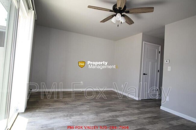 Building Photo - 2049 Evans St