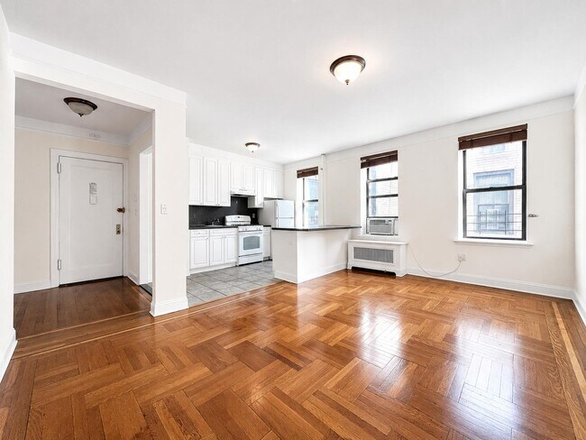 Foto del edificio - 105 Pinehurst Ave