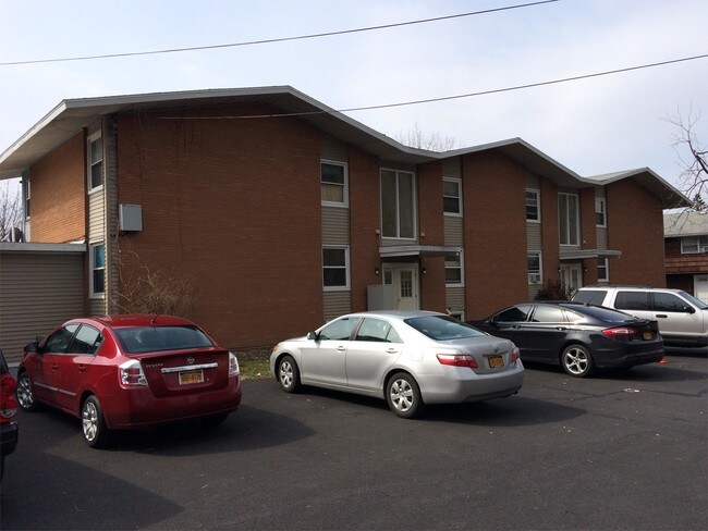 Foto del edificio - 114 Blossom Rd