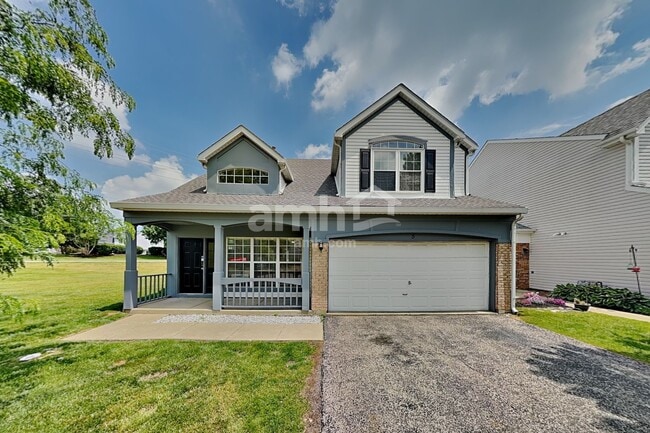Building Photo - 5 Hollyhock Ct