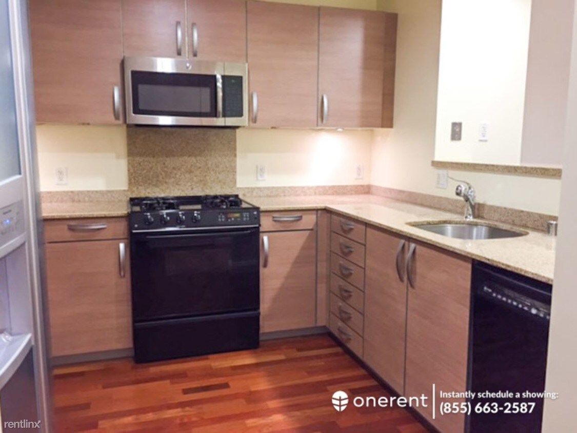Primary Photo - 1 Mandalay Pl