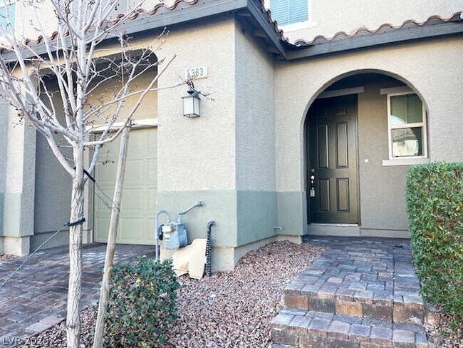 Foto del edificio - 5363 Lazy Breeze Ave