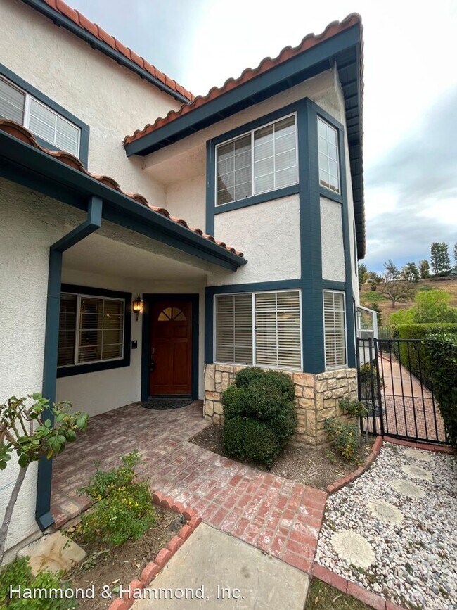 Foto del edificio - 3 br, 3 bath House - 5964 Ruthwood Dr.
