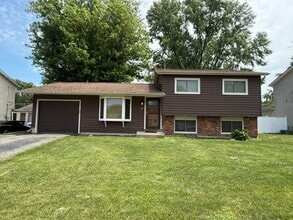 Building Photo - 144 Monterey Dr