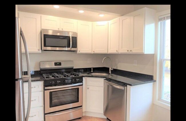 Foto del edificio - 44 Cogswell Ave