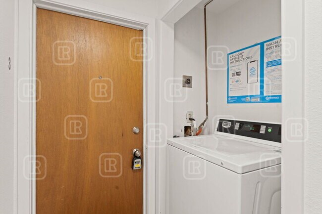 Foto del edificio - 3223 N 7th St