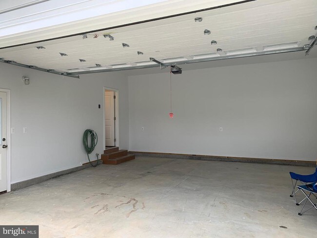 Building Photo - 116 Bowling View Rd