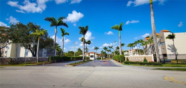 Foto del edificio - 6195 NW 186th St