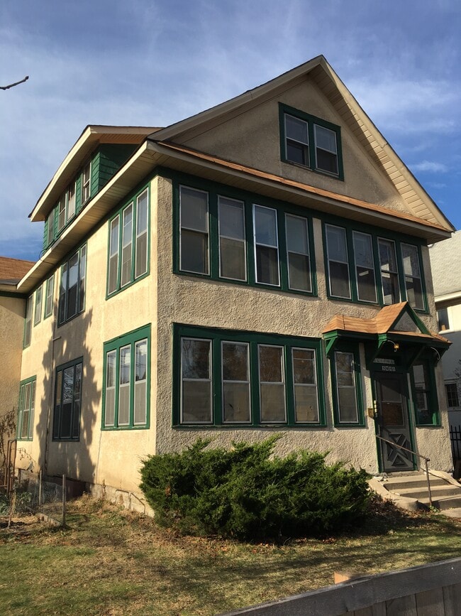 Foto del edificio - 3048 12th Ave S