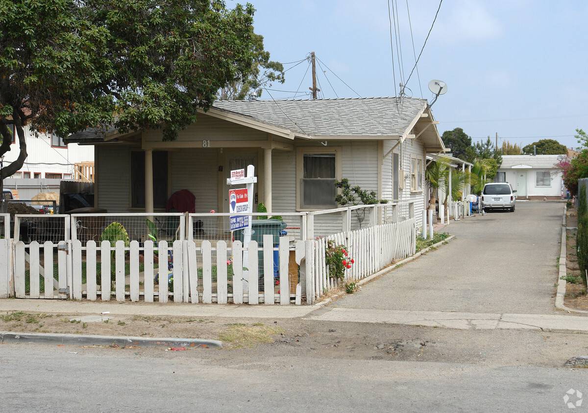 Primary Photo - 81-89 W Ramona St