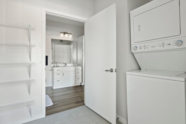 Building Photo - Axle Apartments