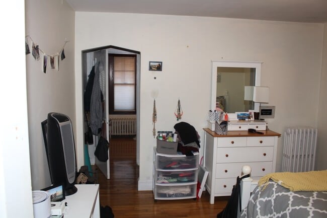 Building Photo - 52 Colborne Rd