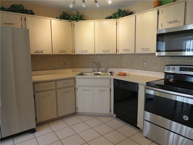 Foto del edificio - 7775 Indian Ridge Trail N