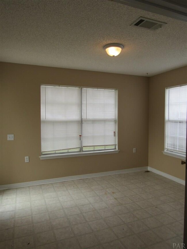 Building Photo - 3064 Flintlock Dr