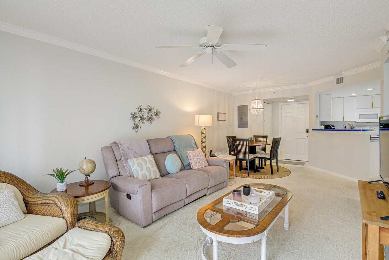 1801 N Flagler Dr Unit 208, West Palm Beach, FL 33407 Condo for Rent