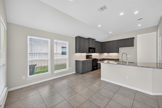 Building Photo - 32743 Turning Springs Dr