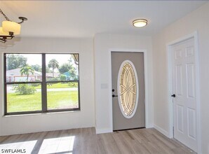 Building Photo - 4053 Seaoats Ln