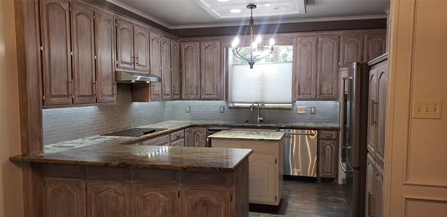 Foto del edificio - 7451 Lake Ridge Rd