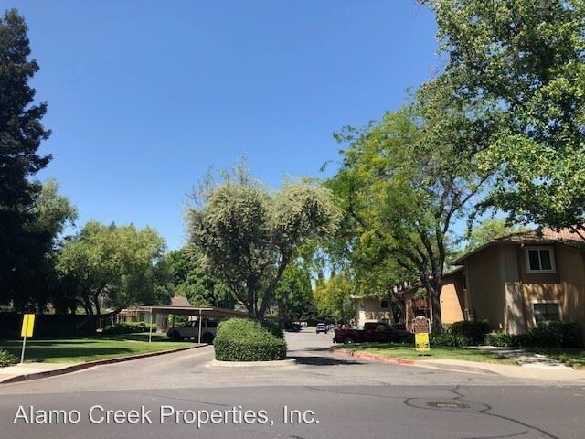 Foto principal - 516 Arcadia Dr