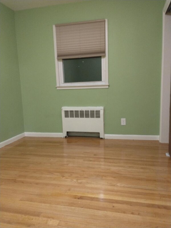 Primary Photo - 39 Logan St