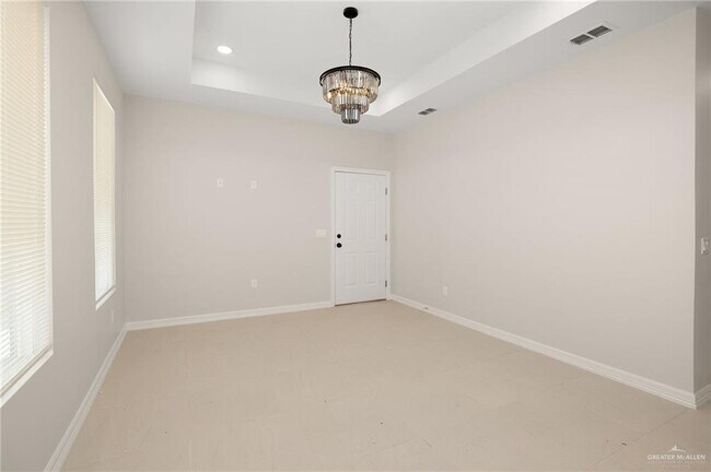 Building Photo - 4305 Heron Ave